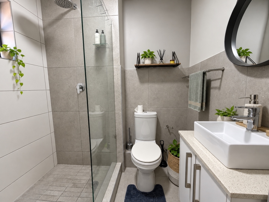 2 Bedroom Property for Sale in Table View Western Cape